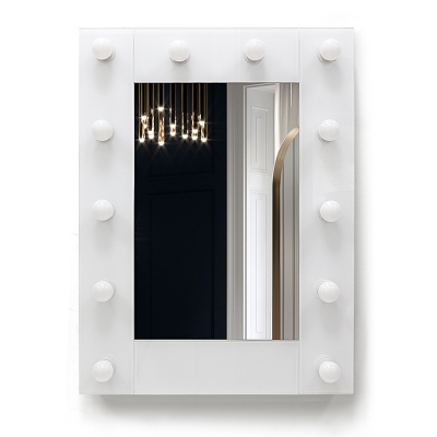Зеркало бытовое навесное с подсветкой (гримерное на белом) 600х800 ЗП-119-1 - изображение 1
